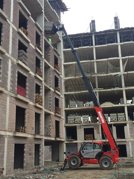 Kurtköy Kiralık Manitou Telehandler